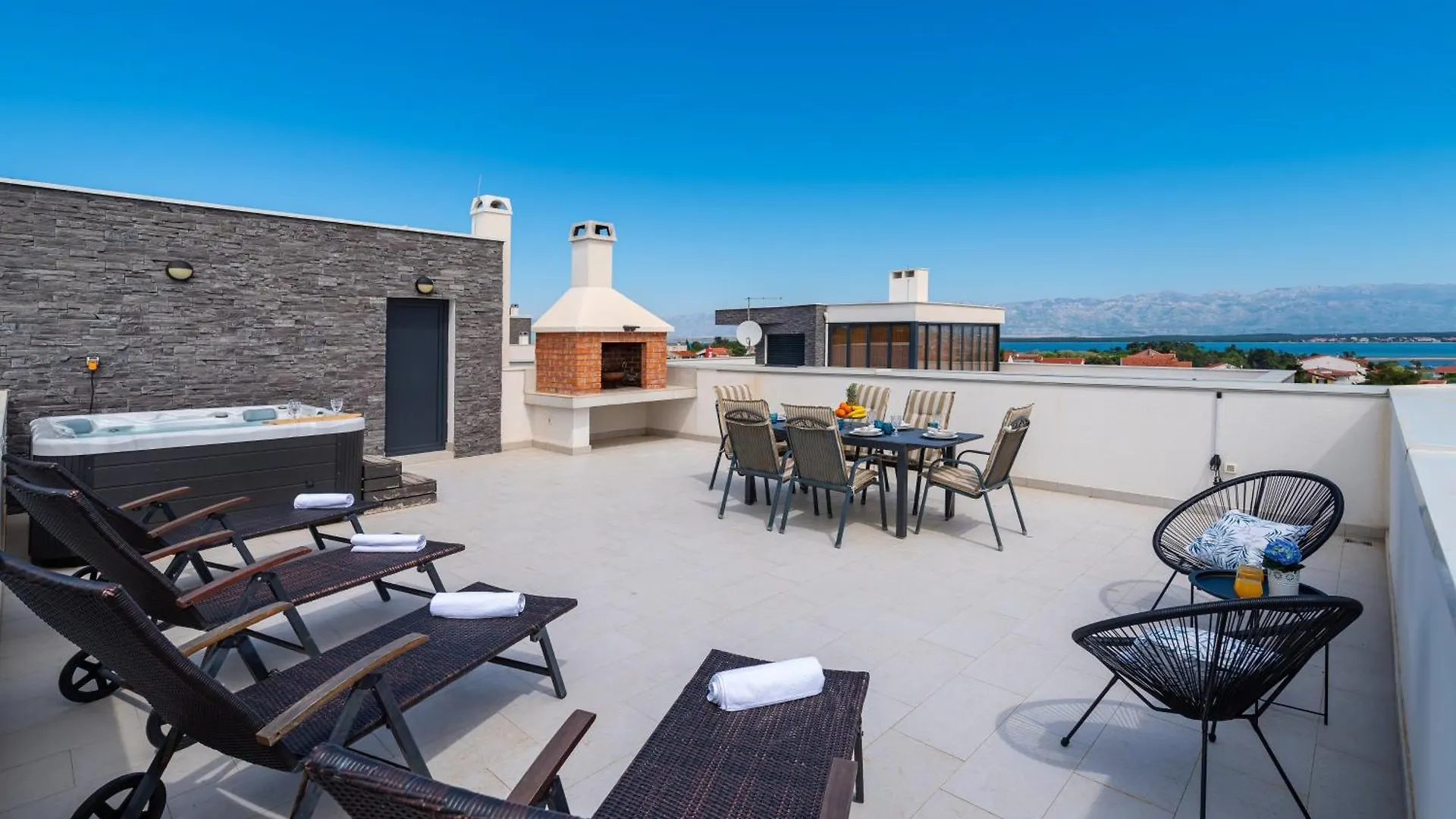 Apartments With A Parking Space Nin, Zadar - 24014 닌